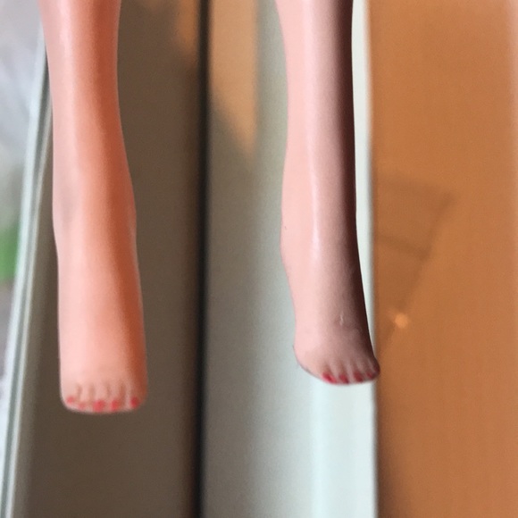 Vintage Barbie Doll bubble cut with Box & stand - Picture 11 of 16